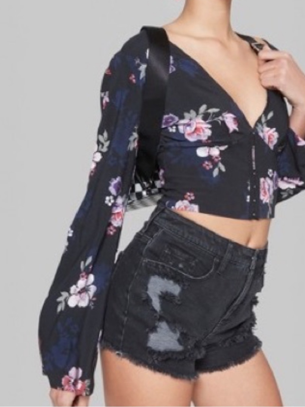 Wild Fable Floral Bell Sleeve V-Neck Crop Top Size XS